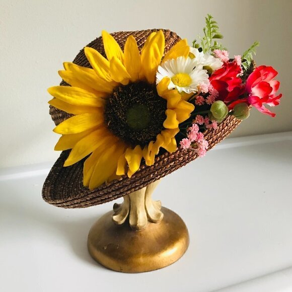 Lola's Creations Spring Summer Straw Hat with Flowers - Picture 2 of 7